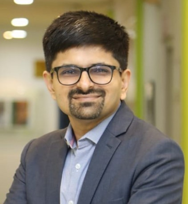 مساعد رئيس مجلس الأمناء